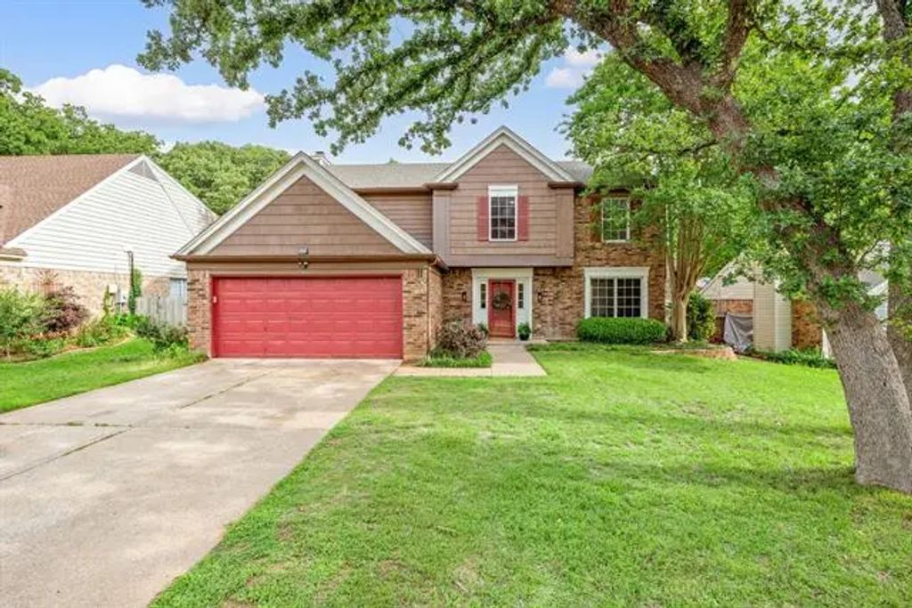 516 Briarcroft Drive, Grapevine