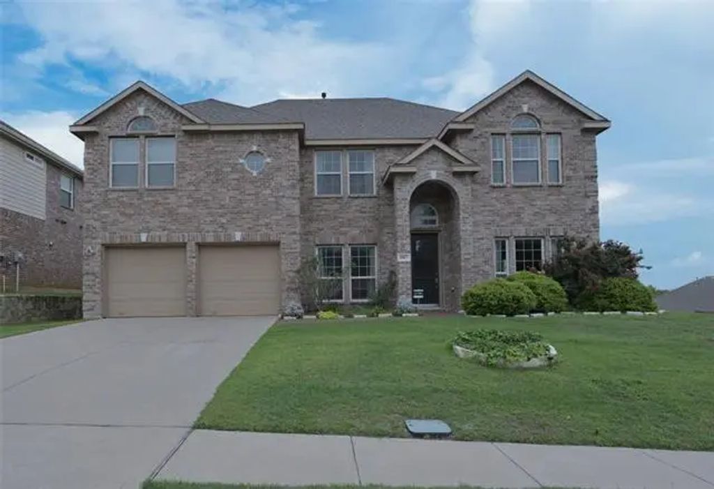 1067 Hollow Creek Drive, Cedar Hill