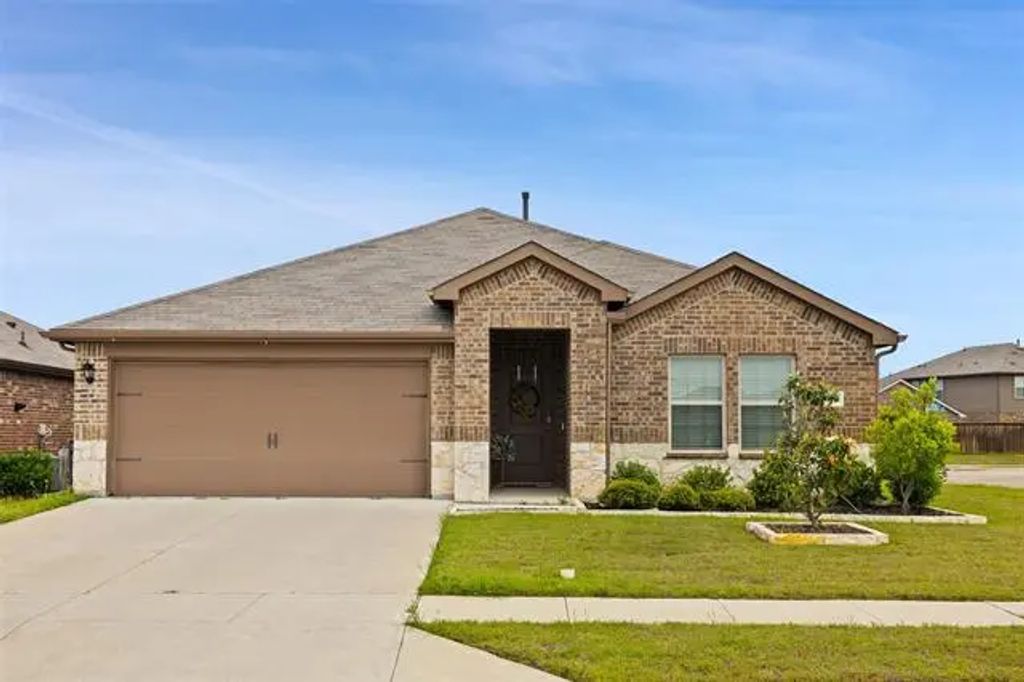 2802 Elk Road, Crandall