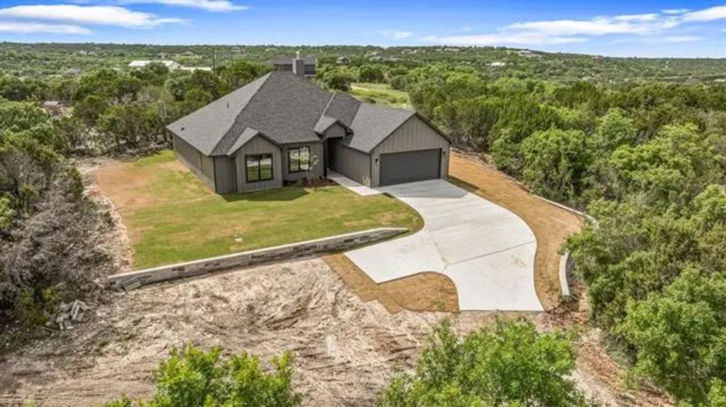 285 Lake Ridge Court, Bluff Dale