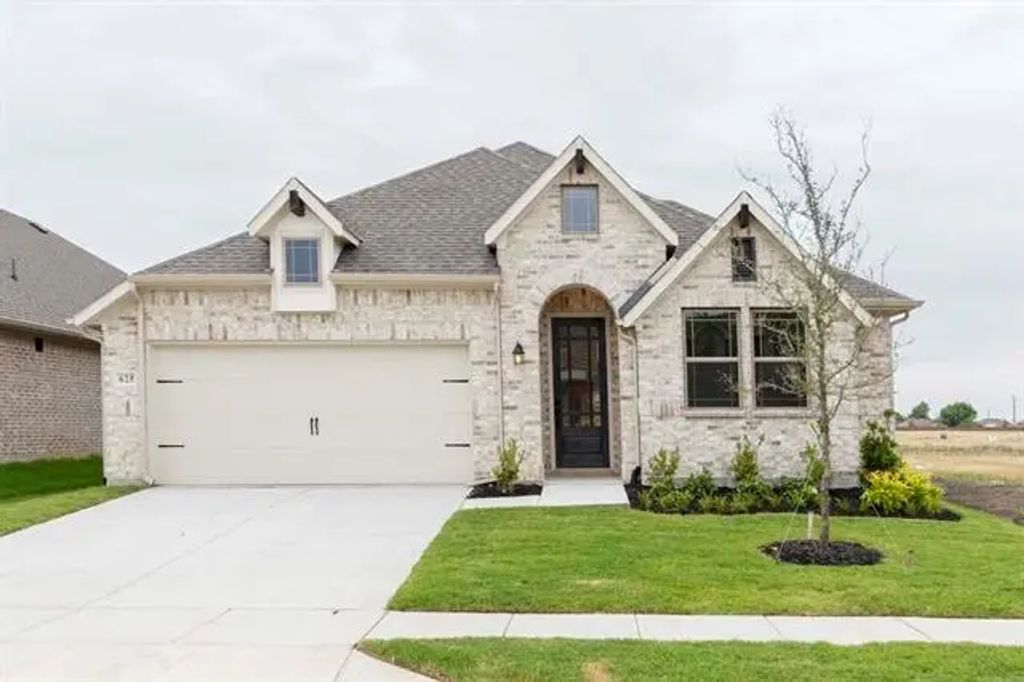 625 Brazos Drive, Van Alstyne