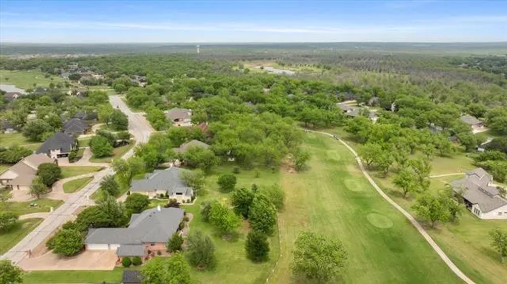 9611 Champions Drive, Granbury