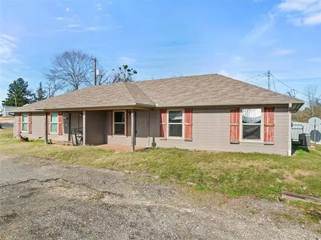 111 Private Road 3447, Big Sandy