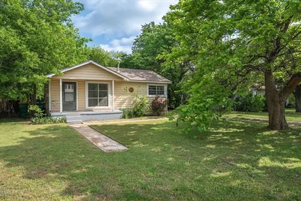 333 Hickerson Street, Cedar Hill