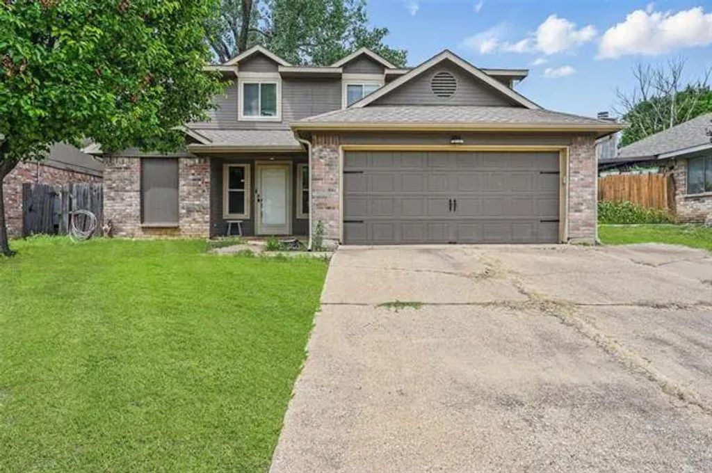 4841 Woodstock Drive, Fort Worth