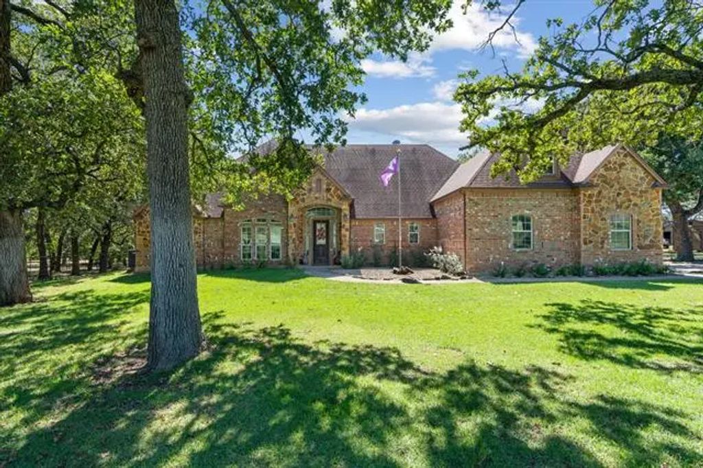 341 Mark Layne Road, Weatherford