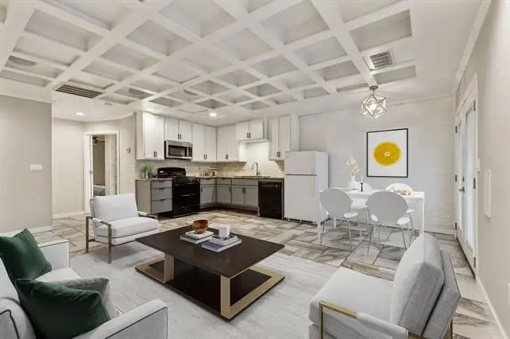 15914 Club Crest Drive 2112, Dallas
