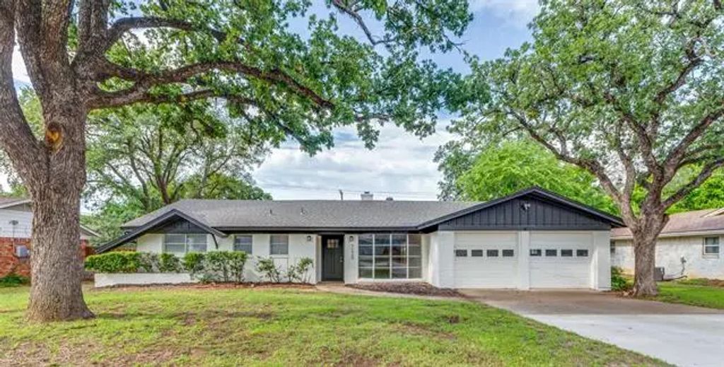 7220 Ellis Road, Fort Worth