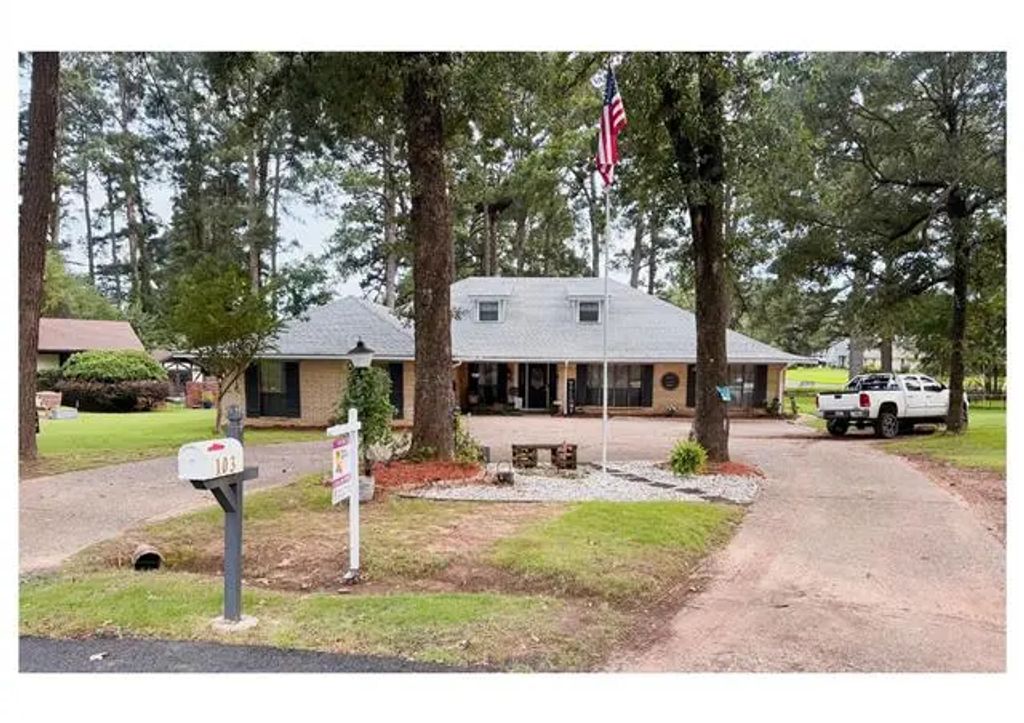 103 Maple Leaf Lane, Haughton