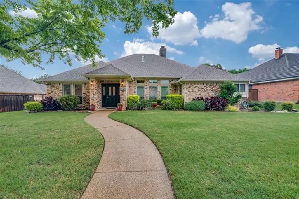 2605 Nighthawk Drive, Plano