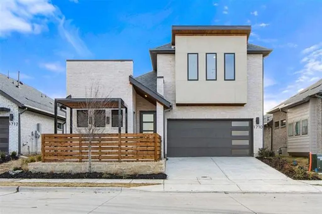511 Sherwood Drive, Melissa