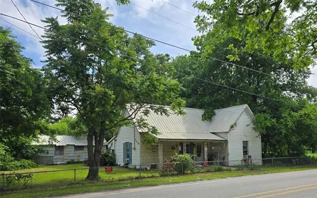 203 E Sherman Street, Chico