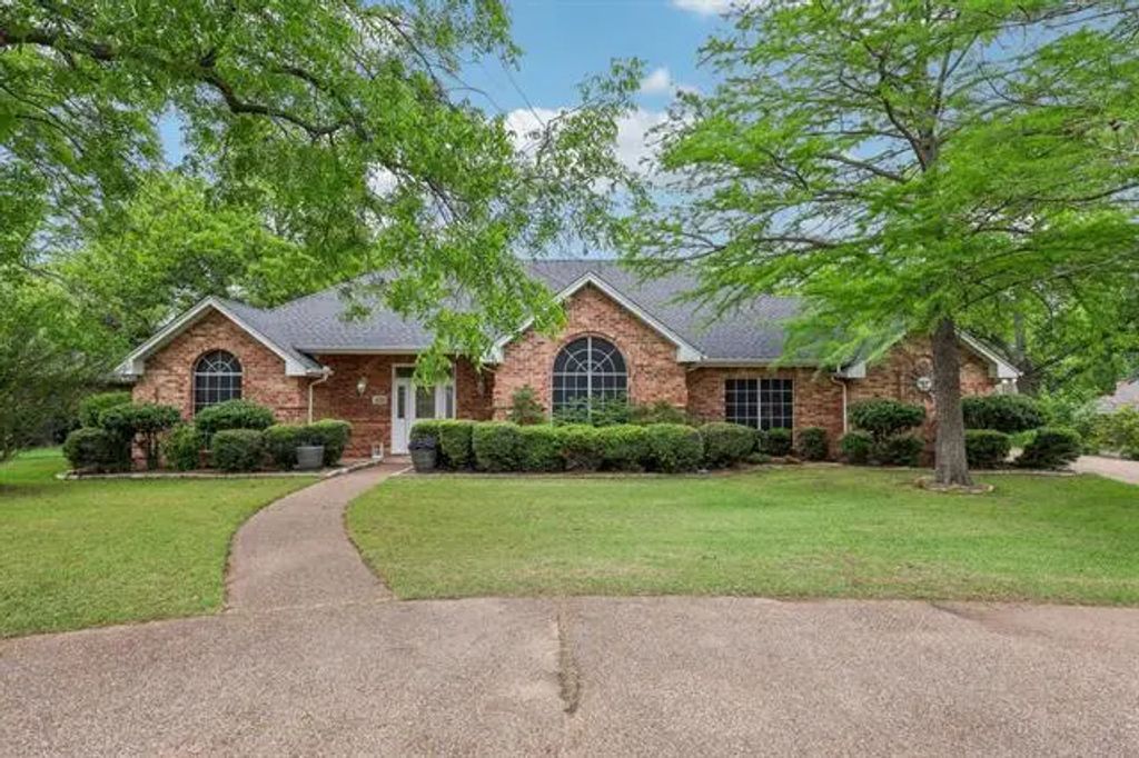 4518 Cimmaron Trail, De Cordova
