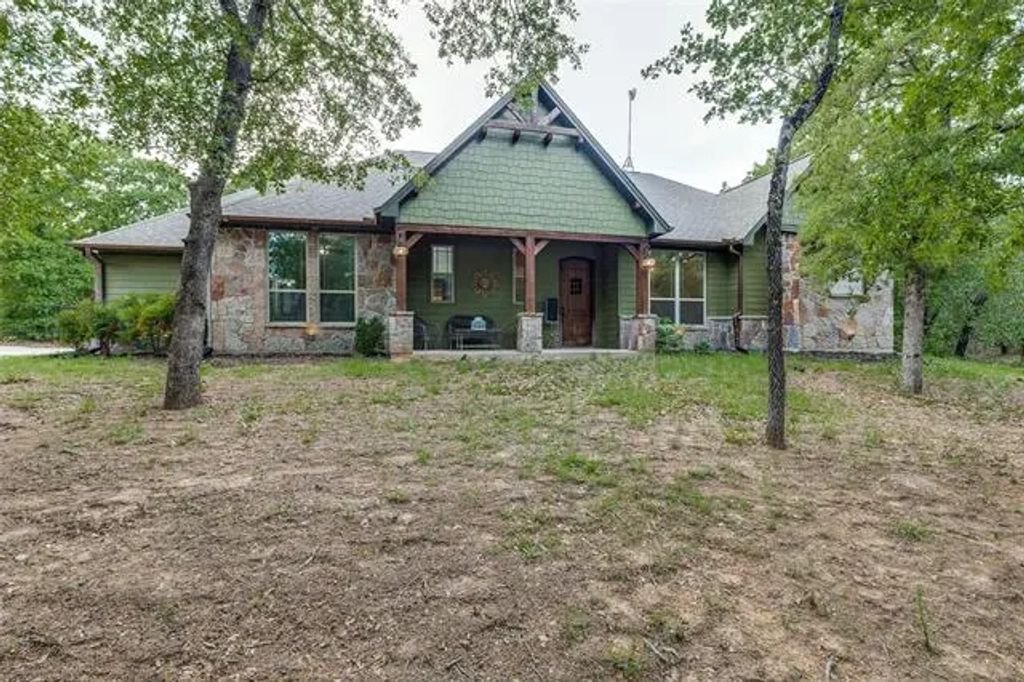 580 Leatherwood Lane, Poolville