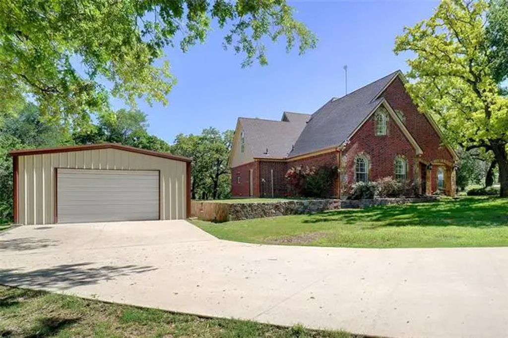 3350 W Highway 199, Springtown