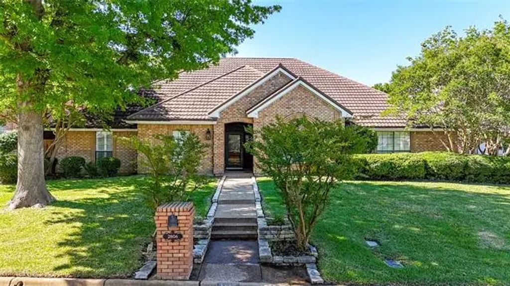 2806 Vermont Court, Arlington