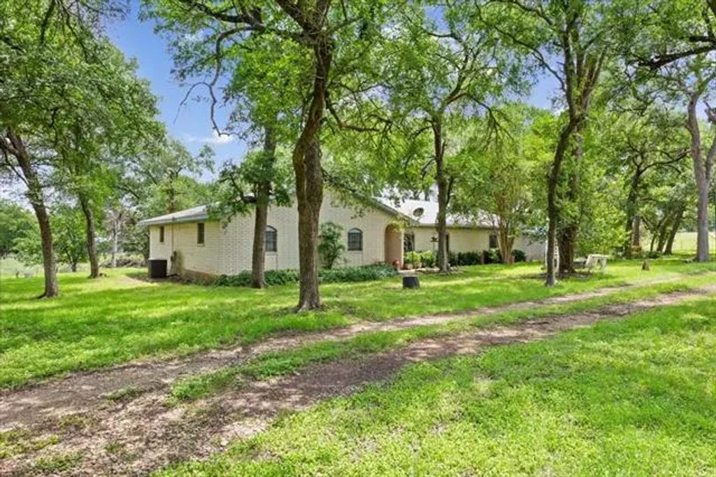 502 First Street, Bruceville