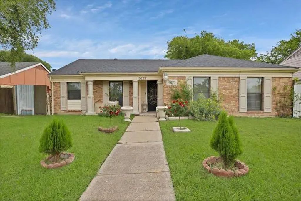 10227 Oak Gate Lane, Dallas