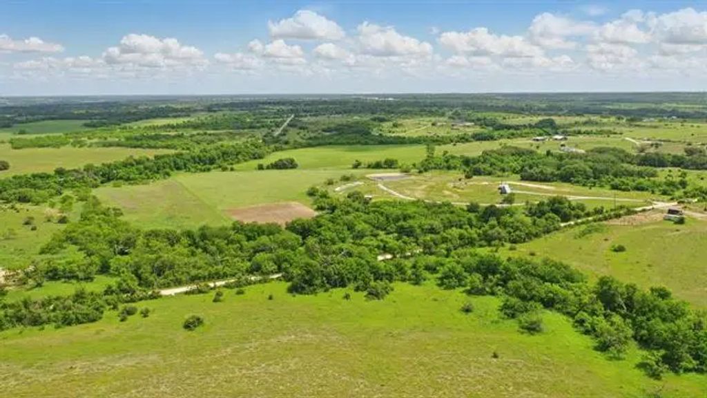 1613 County Road 440, De Leon