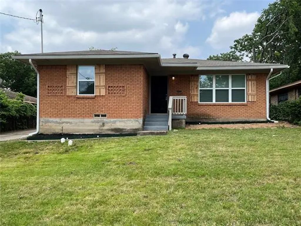 3225 S Tyler Street, Dallas