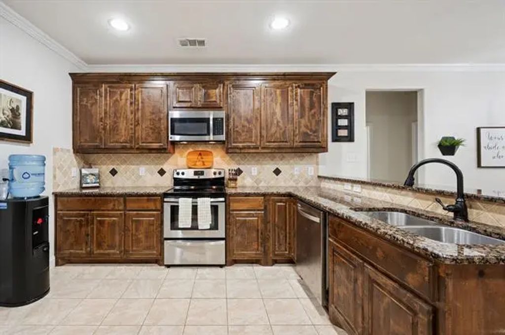 7106 Lakeshore Drive, Rowlett