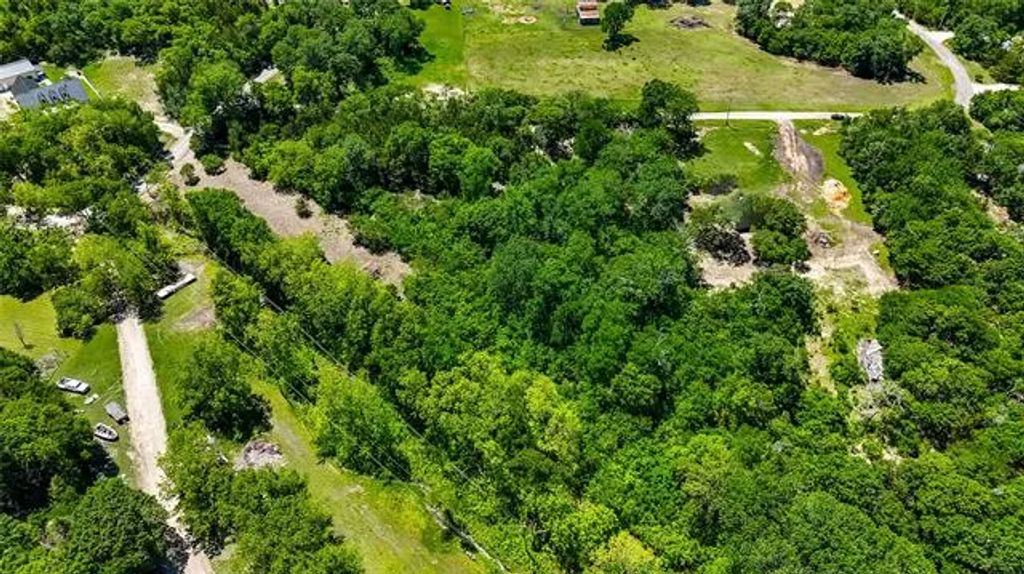 308 Canyon Creek Lane, Tom Bean