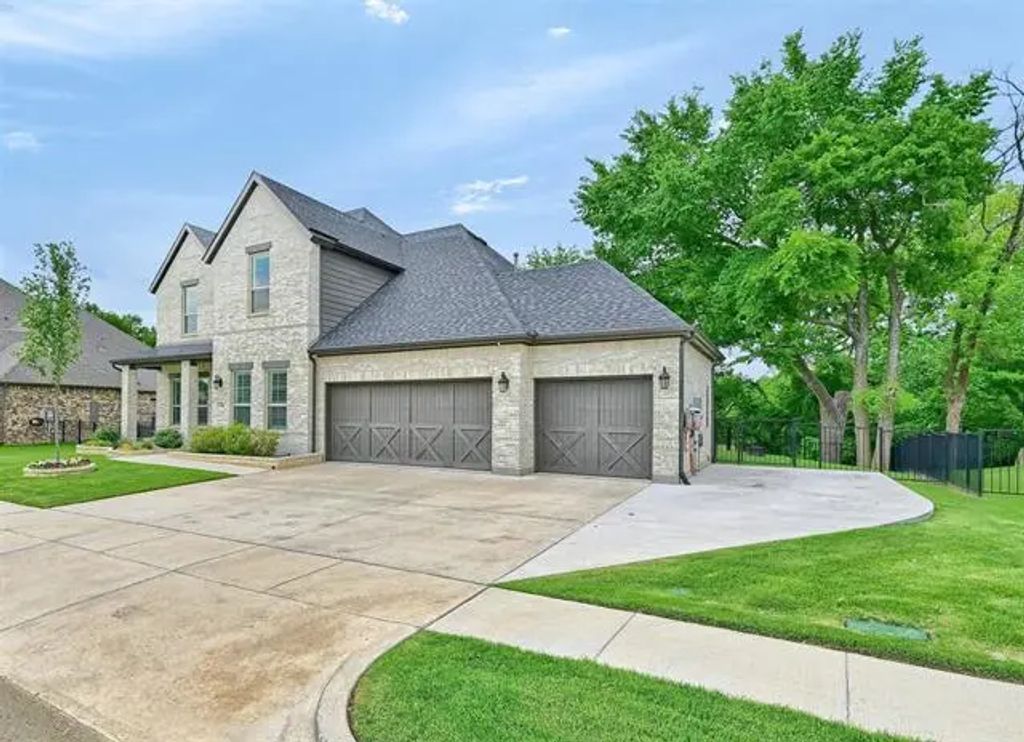1504 Bearpath Way, Gunter