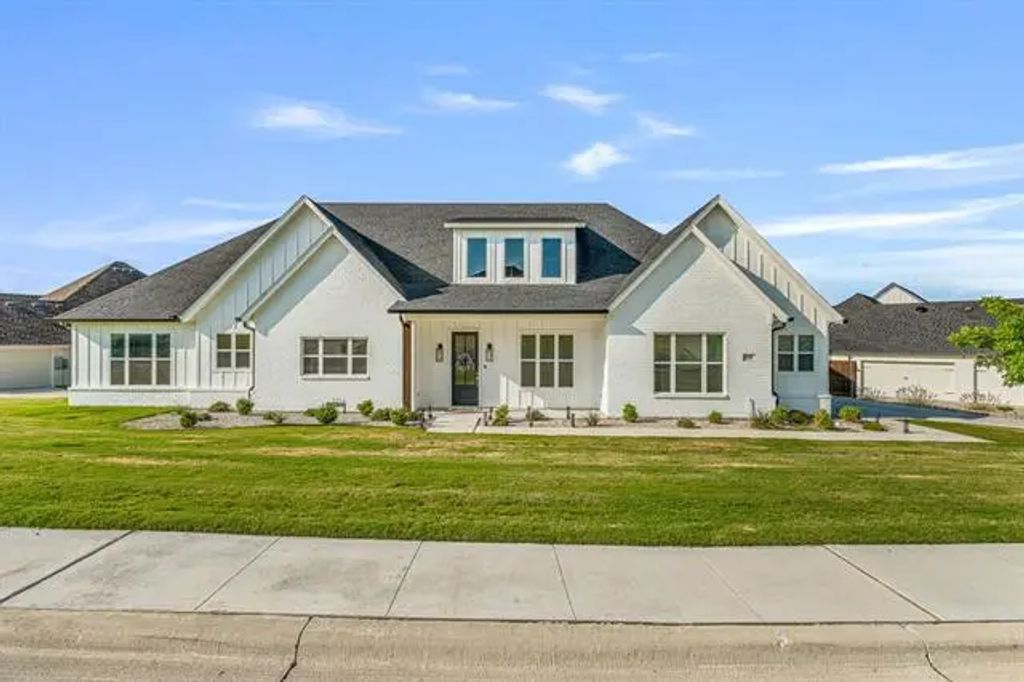 3316 Acorn Hill Trail, Weatherford