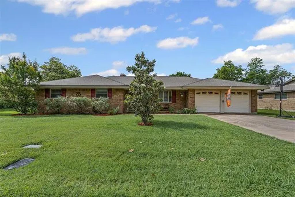3825 Lawndale Avenue, Fort Worth