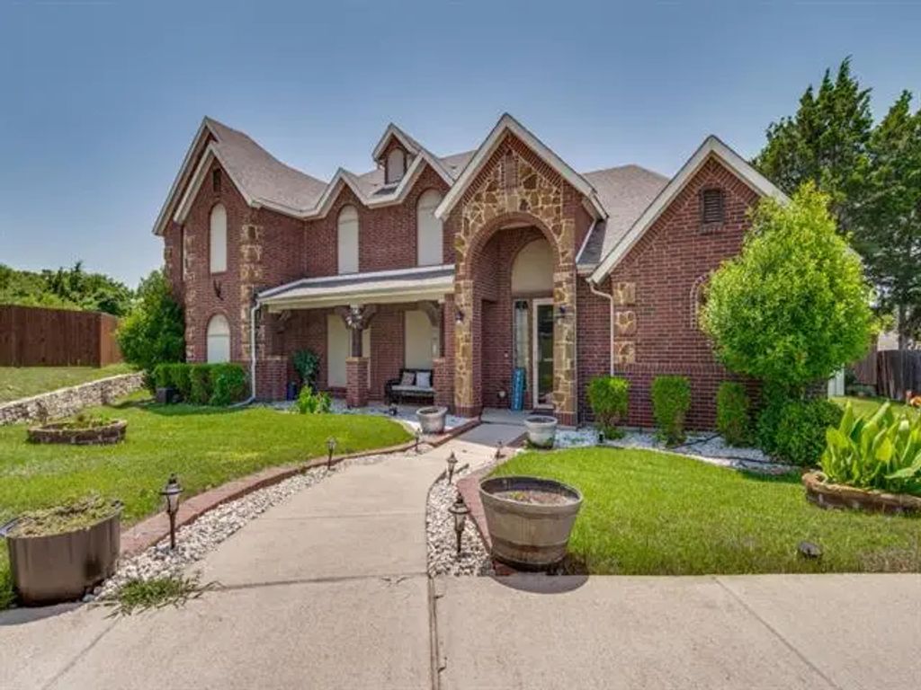 717 Newcastle Drive, DeSoto