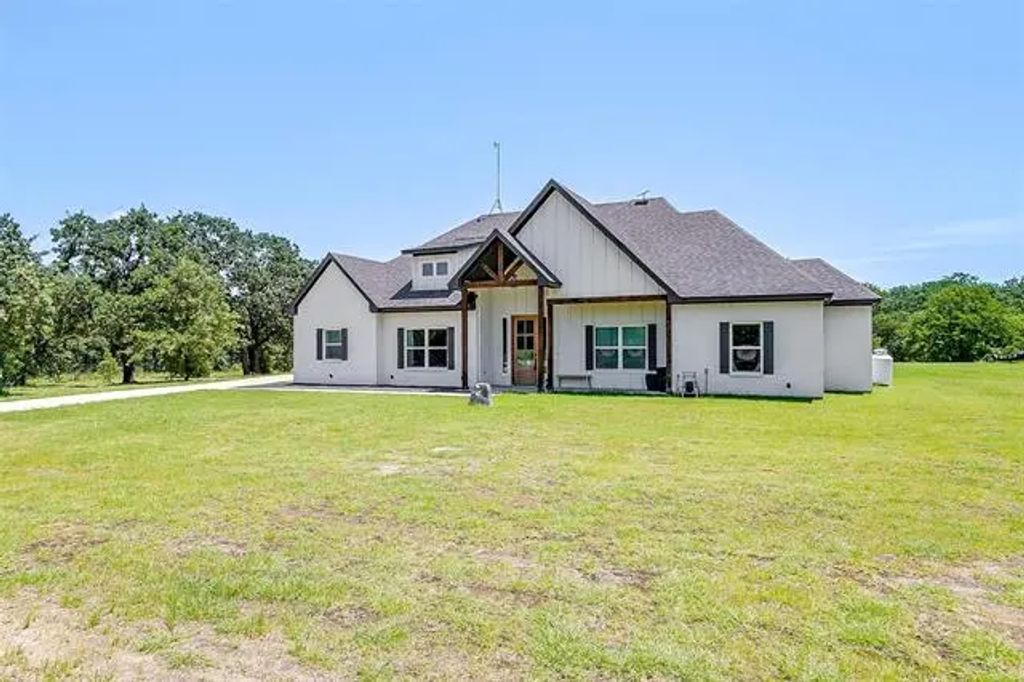 2000 Old Agnes, Weatherford