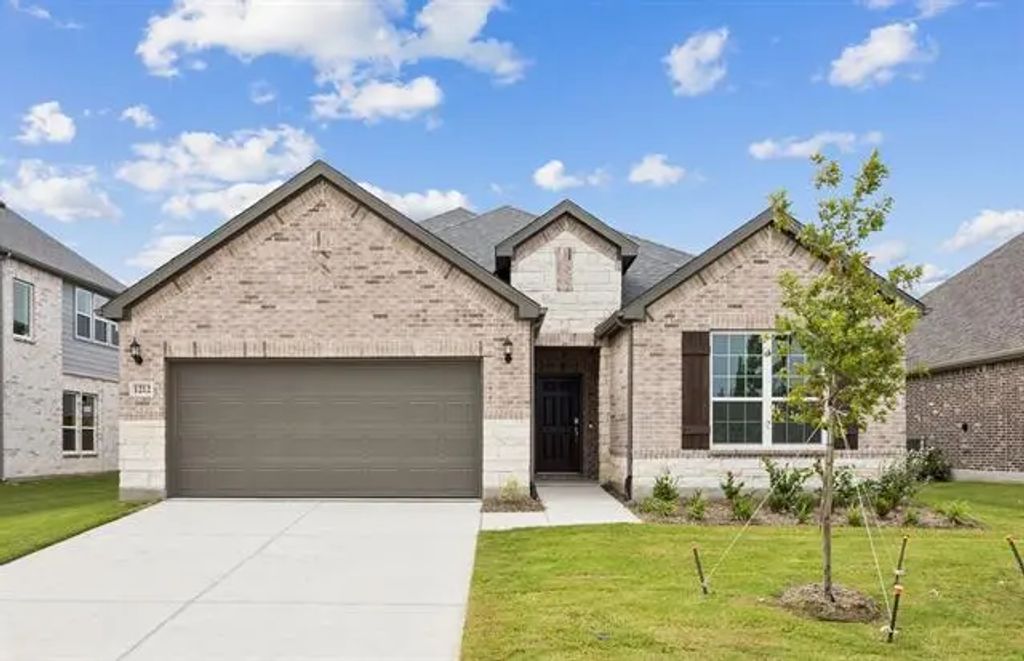 1212 Kristina Street, Anna