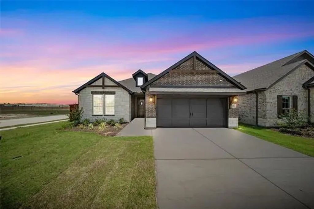 412 Tollett Drive, Aledo