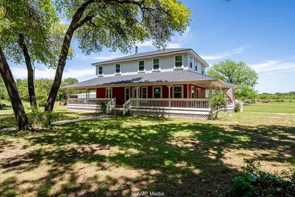 8434 County Road 235, Clyde
