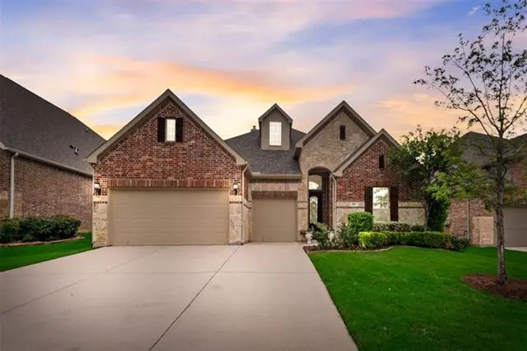 106 Magnolia Lane, Hickory Creek