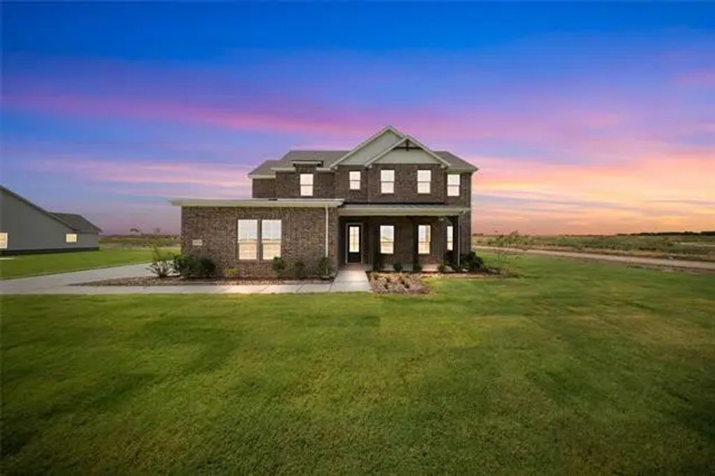 1810 County Road 200, Valley View