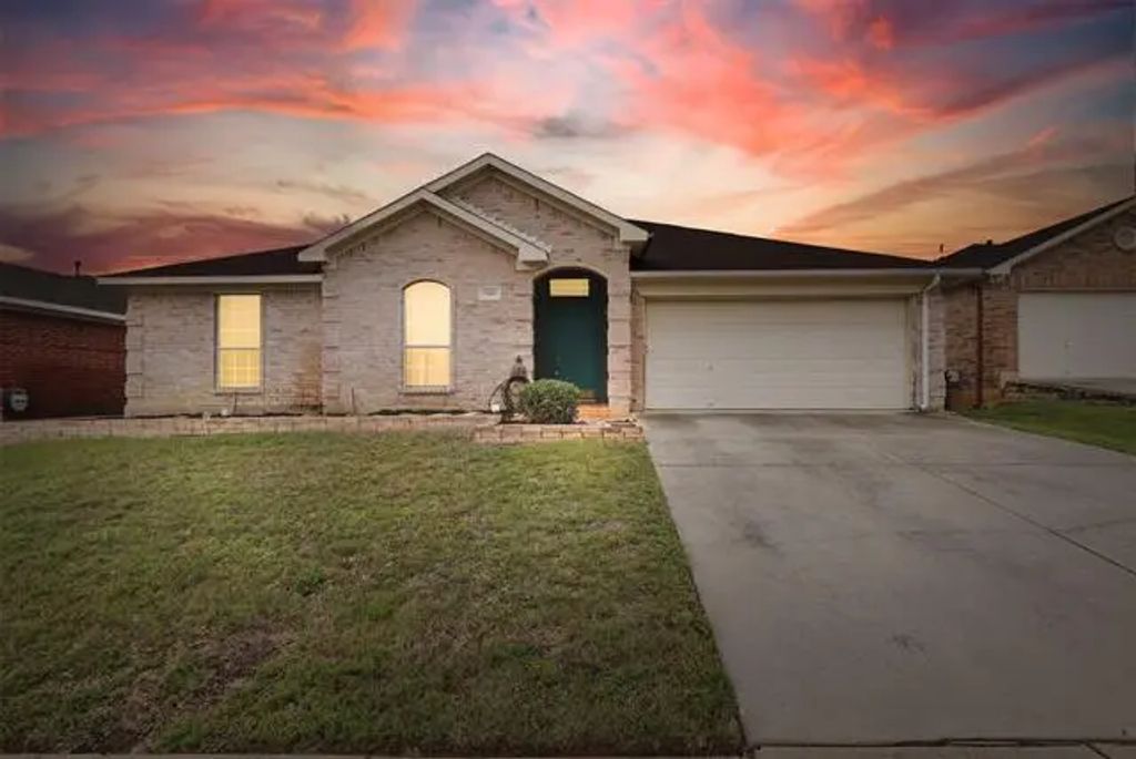 5005 Vaquero Drive, Arlington