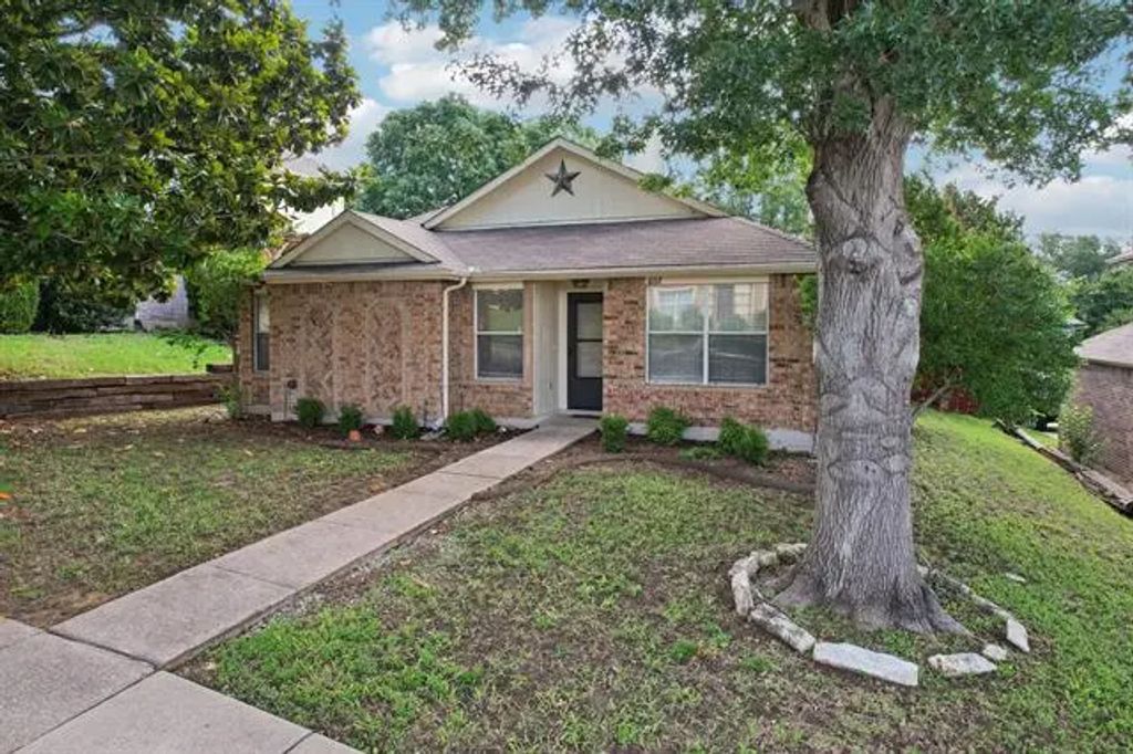 607 Dogwood Trail, McKinney