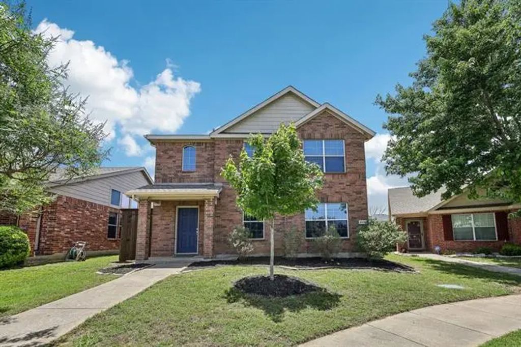 8808 Eastwood Avenue, Cross Roads