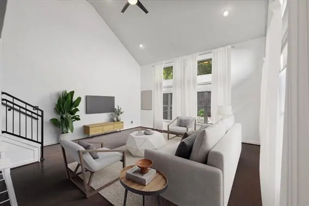 2544 Wedglea Drive, Dallas