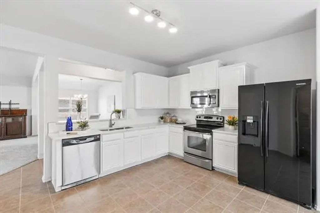 813 Canyon Place, DeSoto