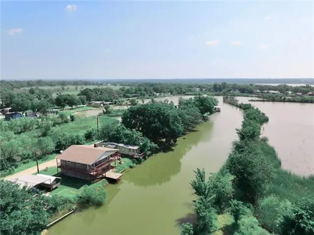 2425 Grapevine Court, Weatherford