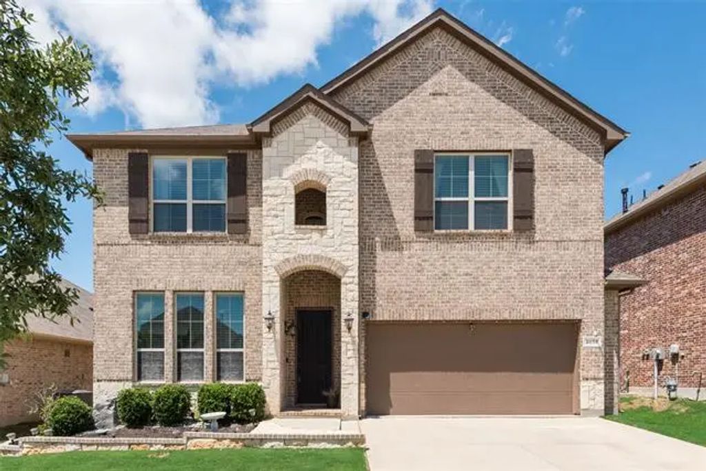 2008 Moonsail Lane, Denton