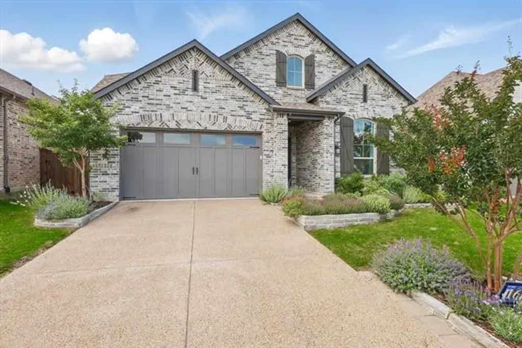 1606 Dreamers Way, Wylie