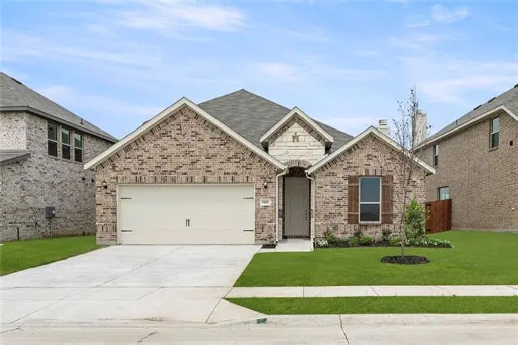 5422 Neyland Drive, Royse City