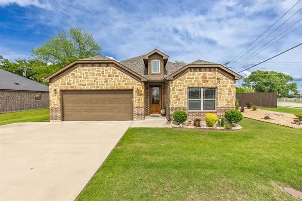 409 Marita Road, Greenville