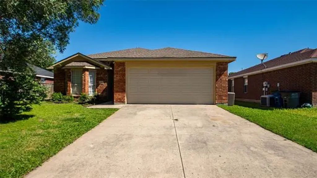 1133 Lake Haven Drive, Little Elm