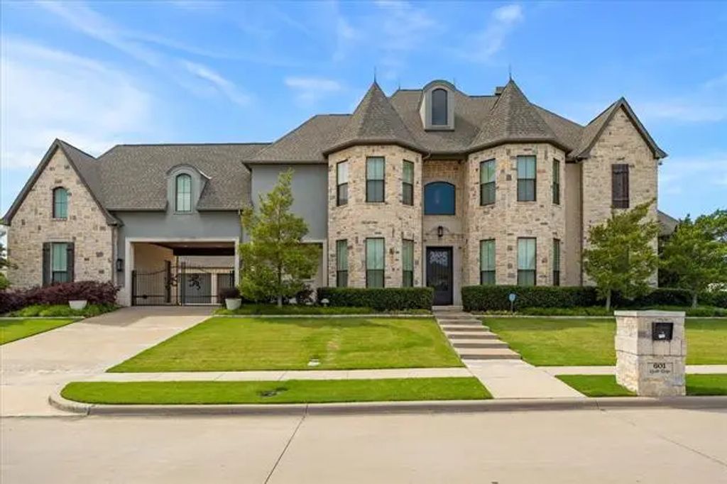 601 Rustic Ridge Drive, Heath