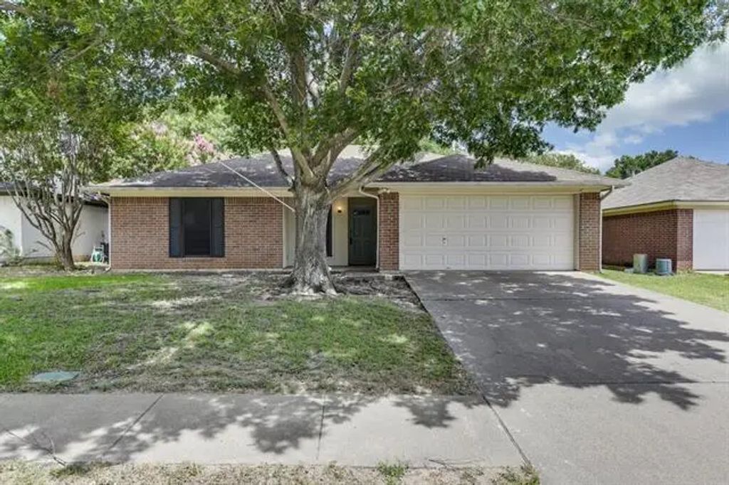 8 Ventnor Avenue, Midlothian