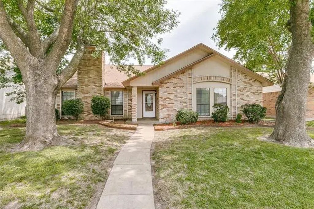 9306 Grant Drive, Rowlett